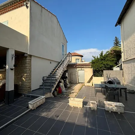 Entiere Pour Famille Villa Aramon